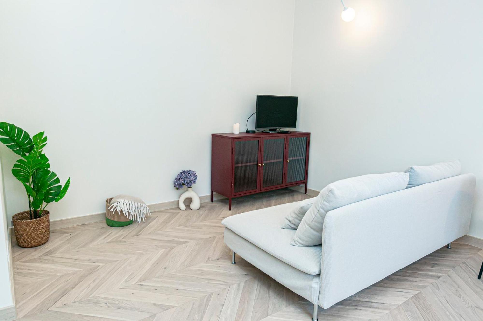 Rakowiecka - Bezplatny Parking - Free Parking - Stacja Metra 500m - Underground Station 500m Better Apartament *