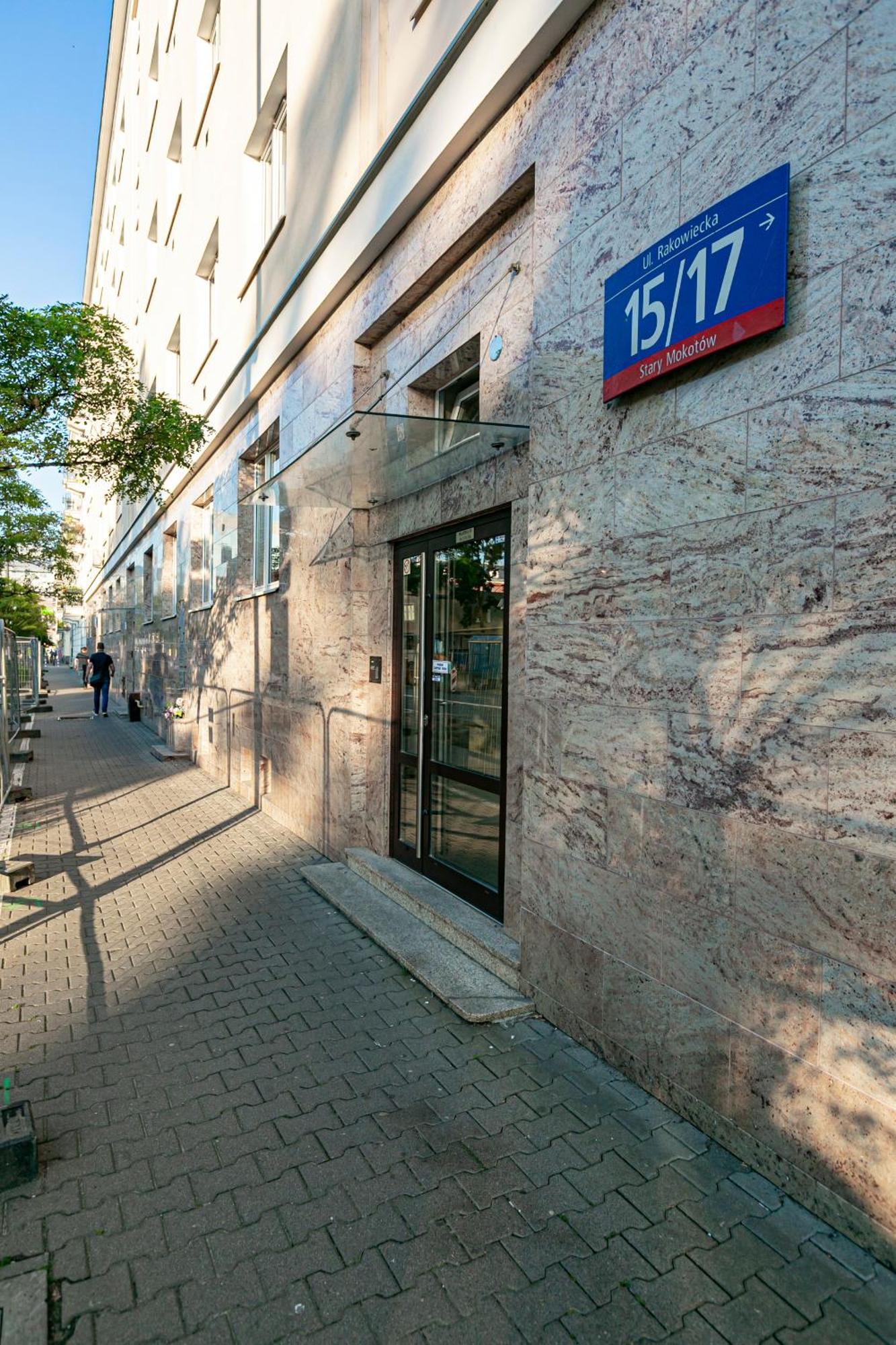 Apartament Rakowiecka - Bezplatny Parking - Free Parking - Stacja Metra 500m - Underground Station 500m Better *