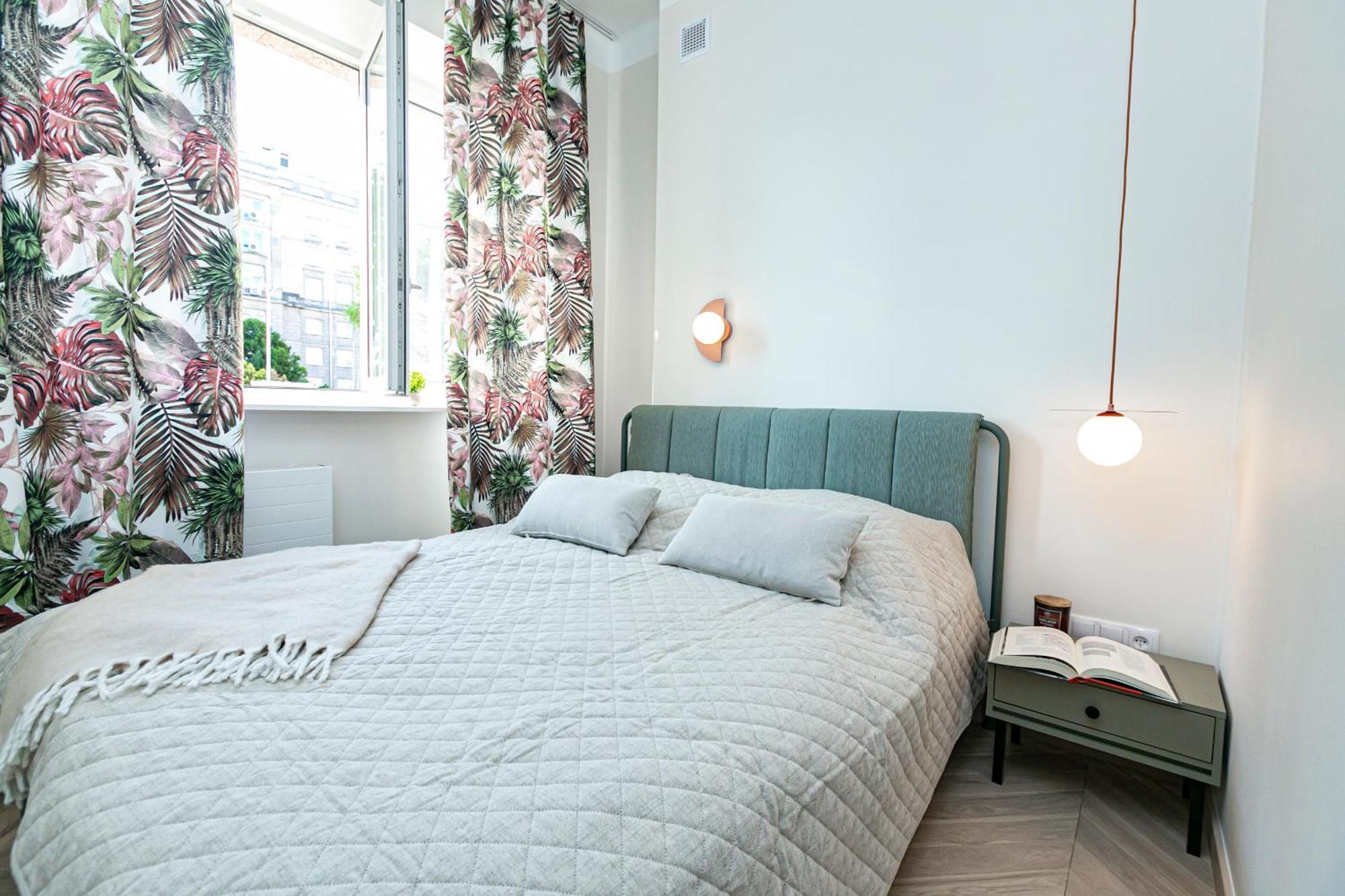 Apartament Rakowiecka - Bezplatny Parking - Free Parking - Stacja Metra 500m - Underground Station 500m Better